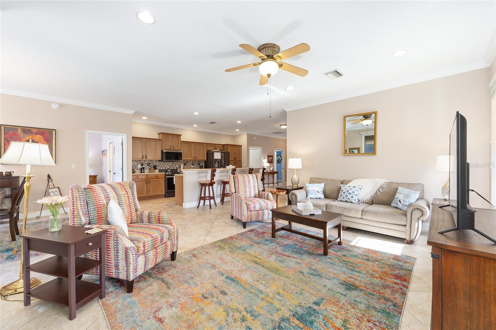 VILLAS AT PADDOCK PARK - Residential
