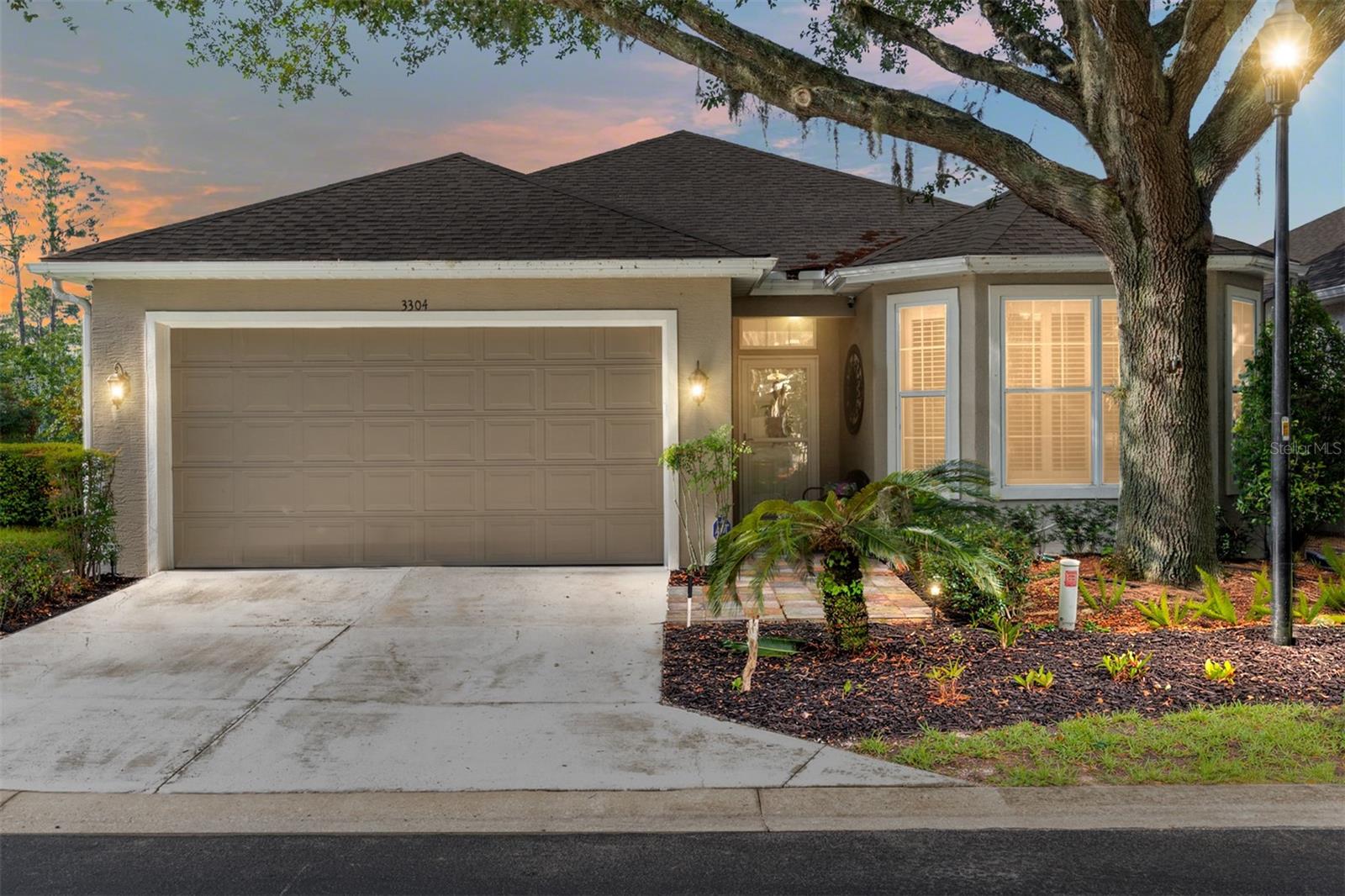 VILLAS AT PADDOCK PARK - Residential