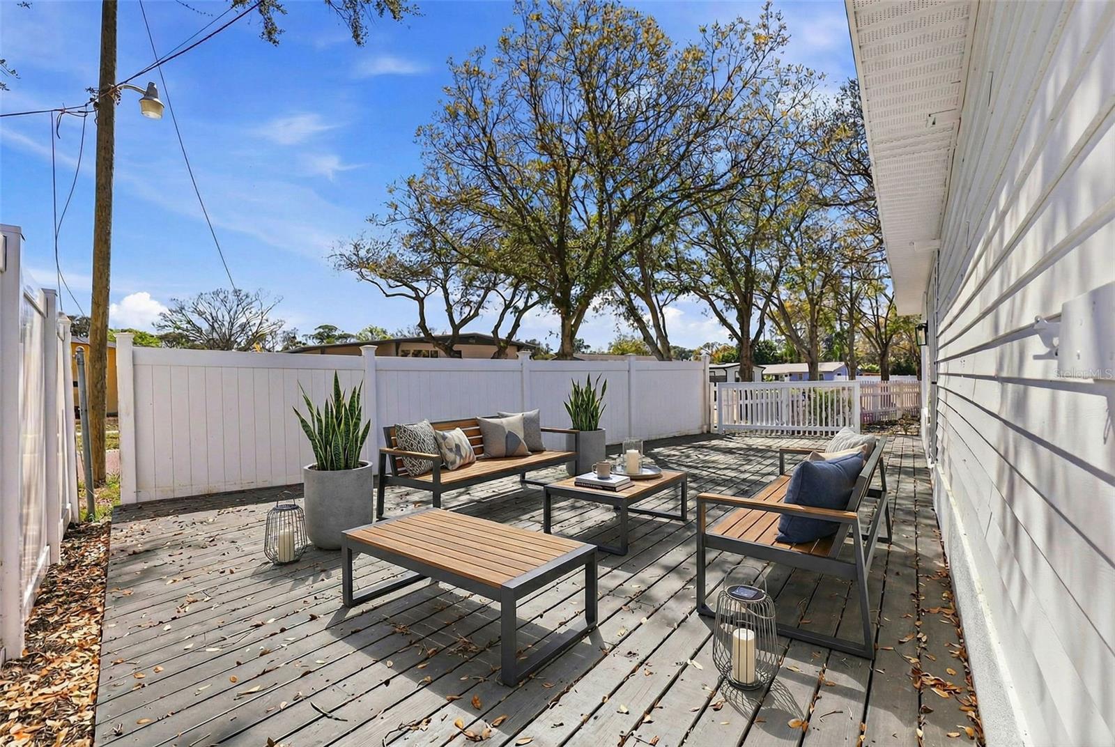 RIO VISTA - Residential