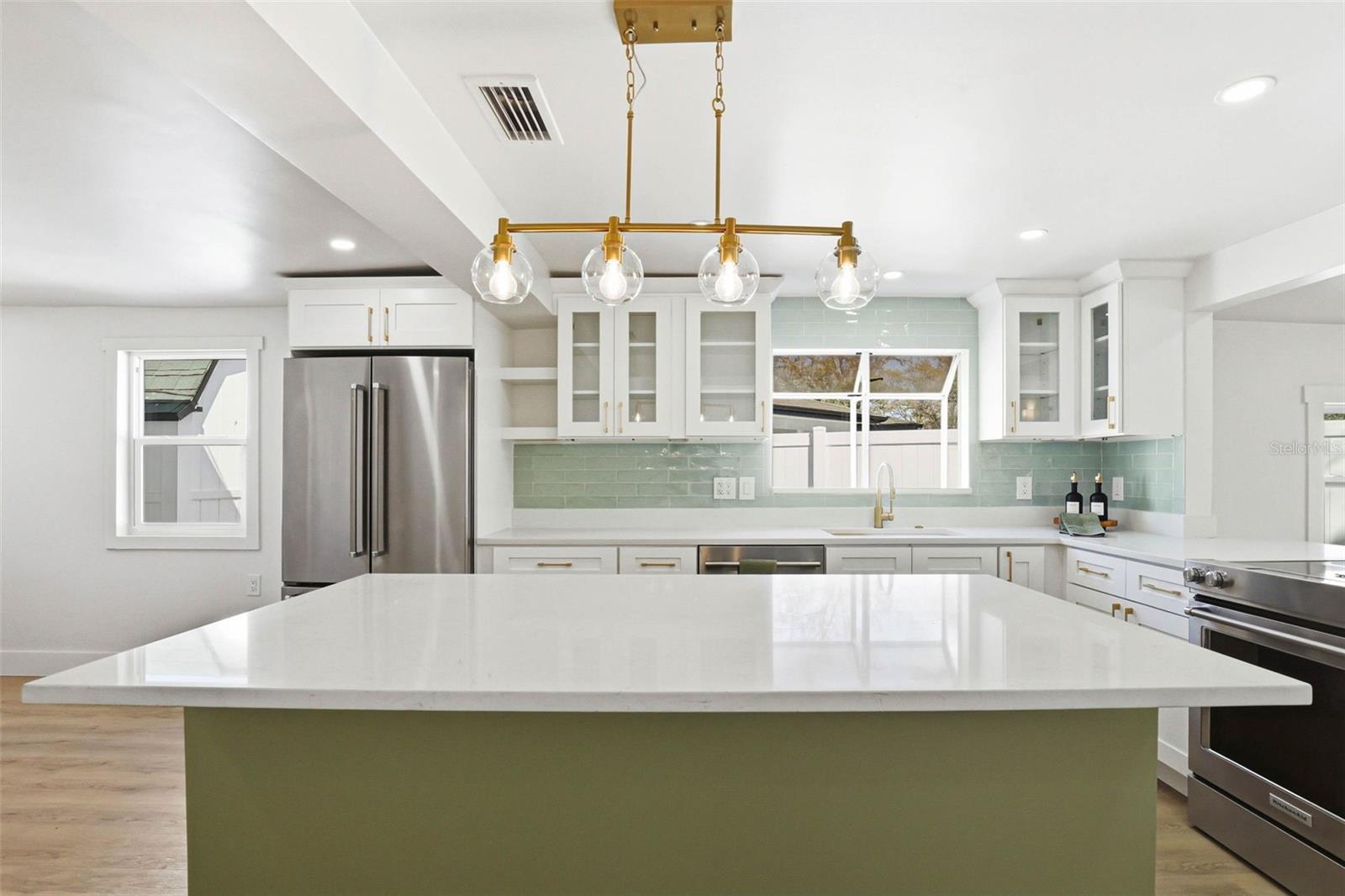 RIO VISTA - Residential