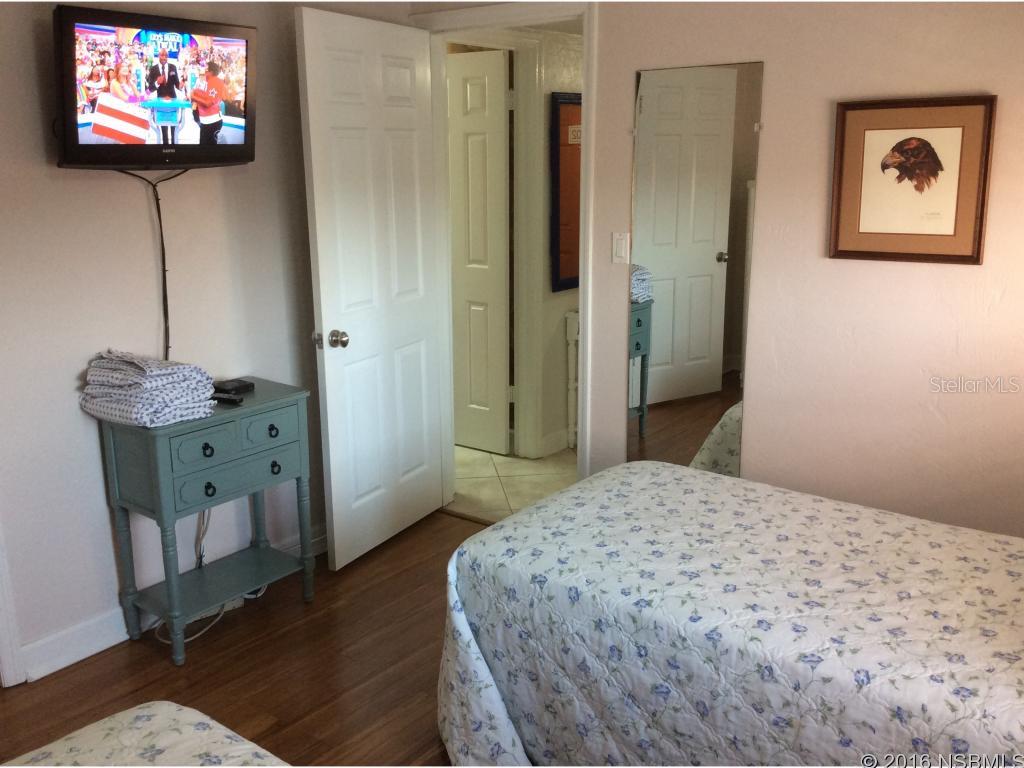 Sunrise Condo - Residential