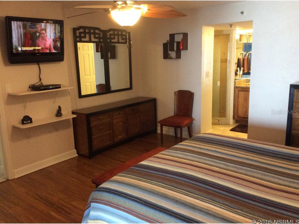 Sunrise Condo - Residential