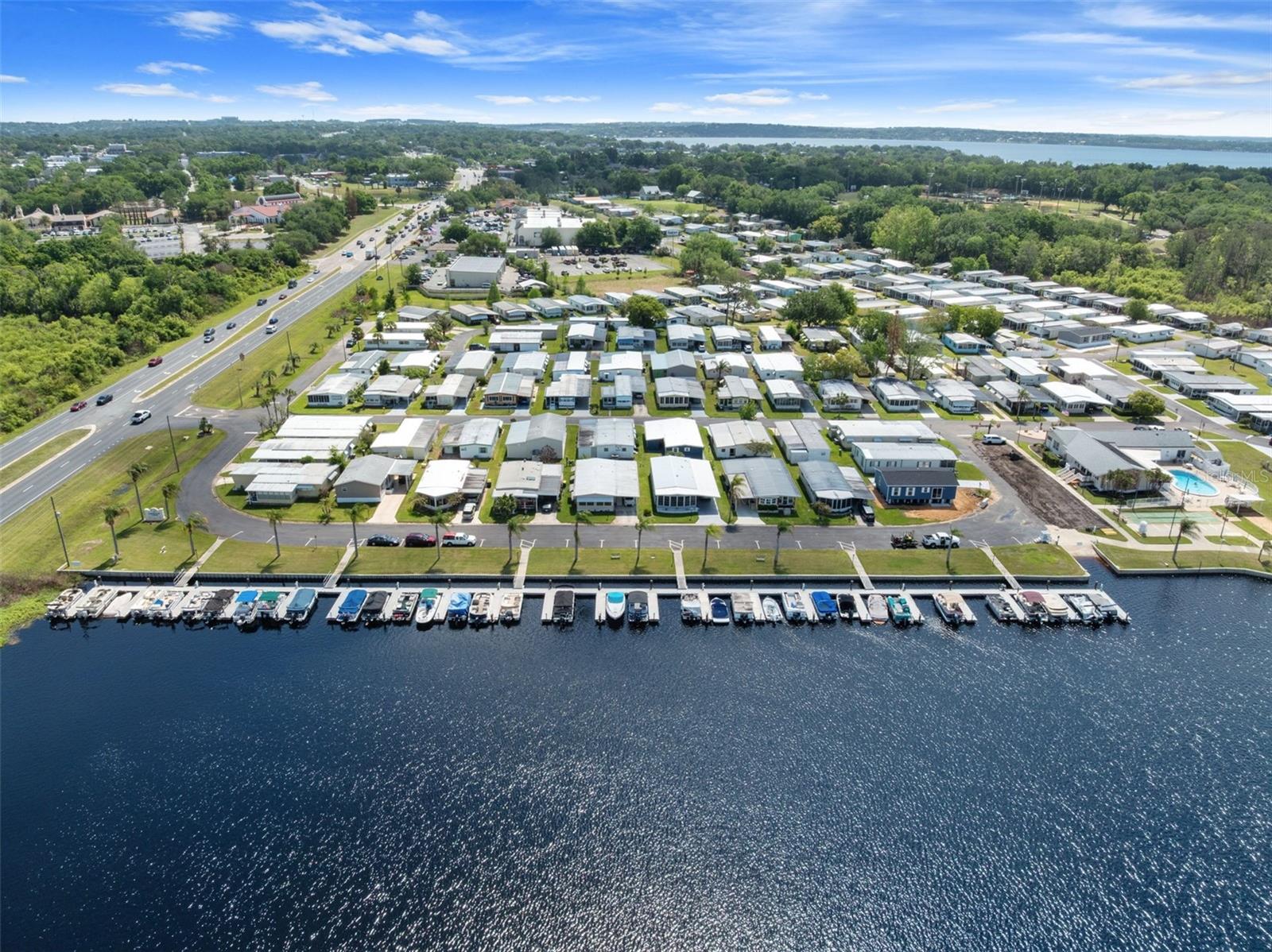 CLERMONT EMERALD LAKES CO-OP LT 01 - Residential