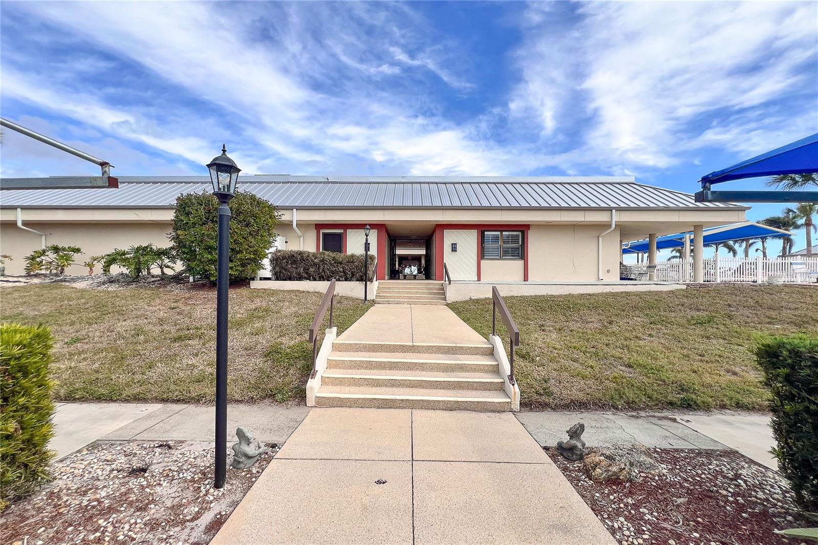 ALAMEDA ISLES - Residential