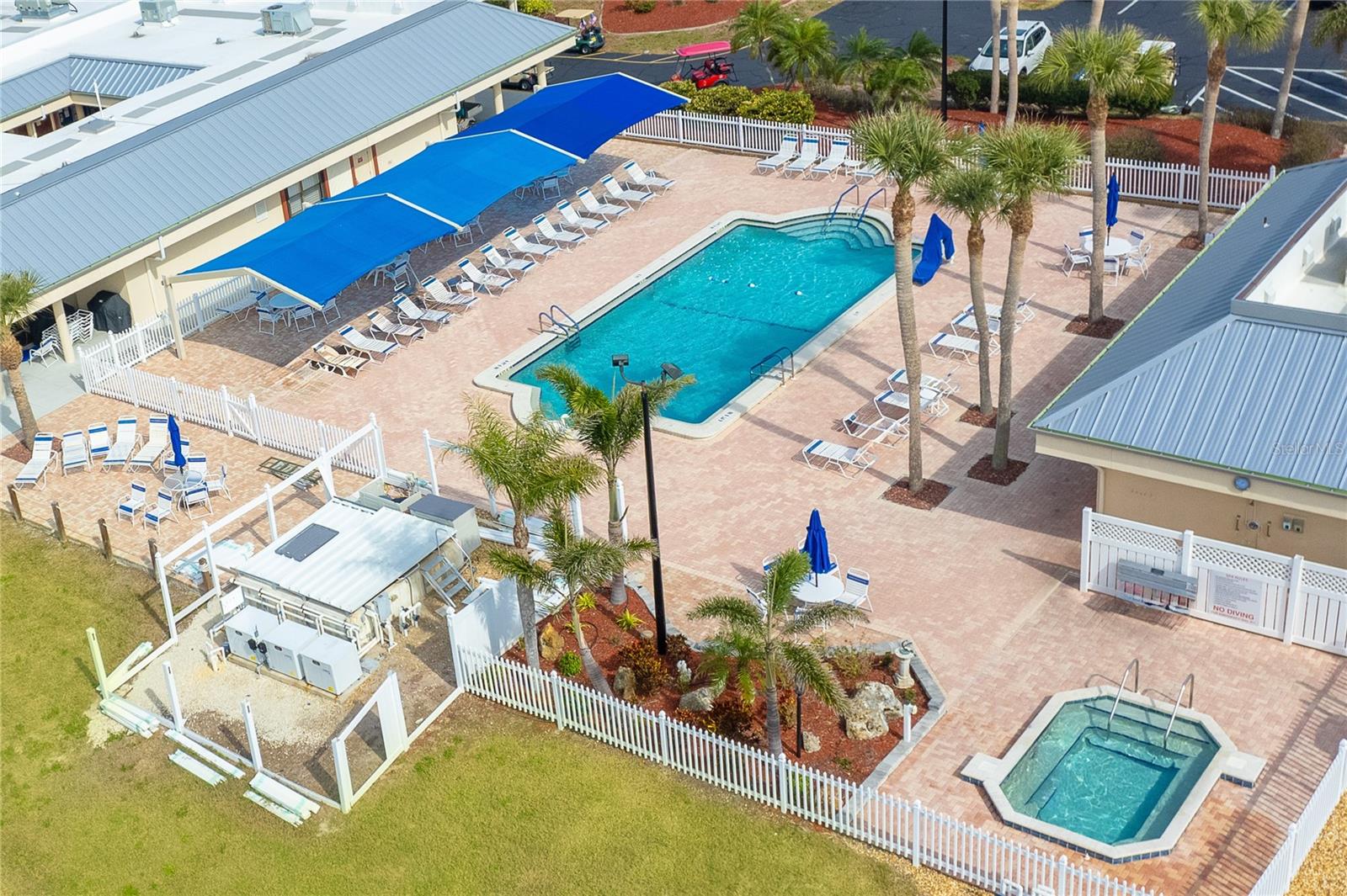 ALAMEDA ISLES - Residential