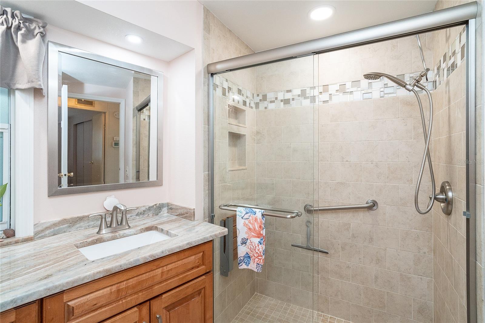 ALAMEDA ISLES - Residential