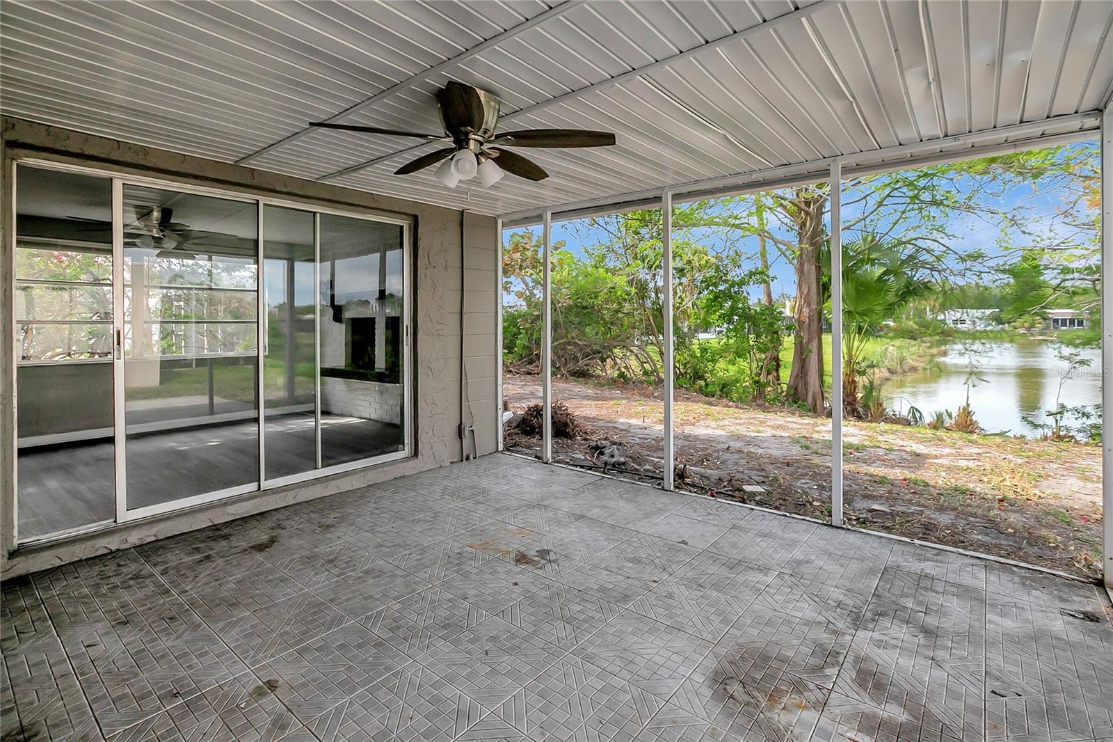 BEACON SQUARE - Residential