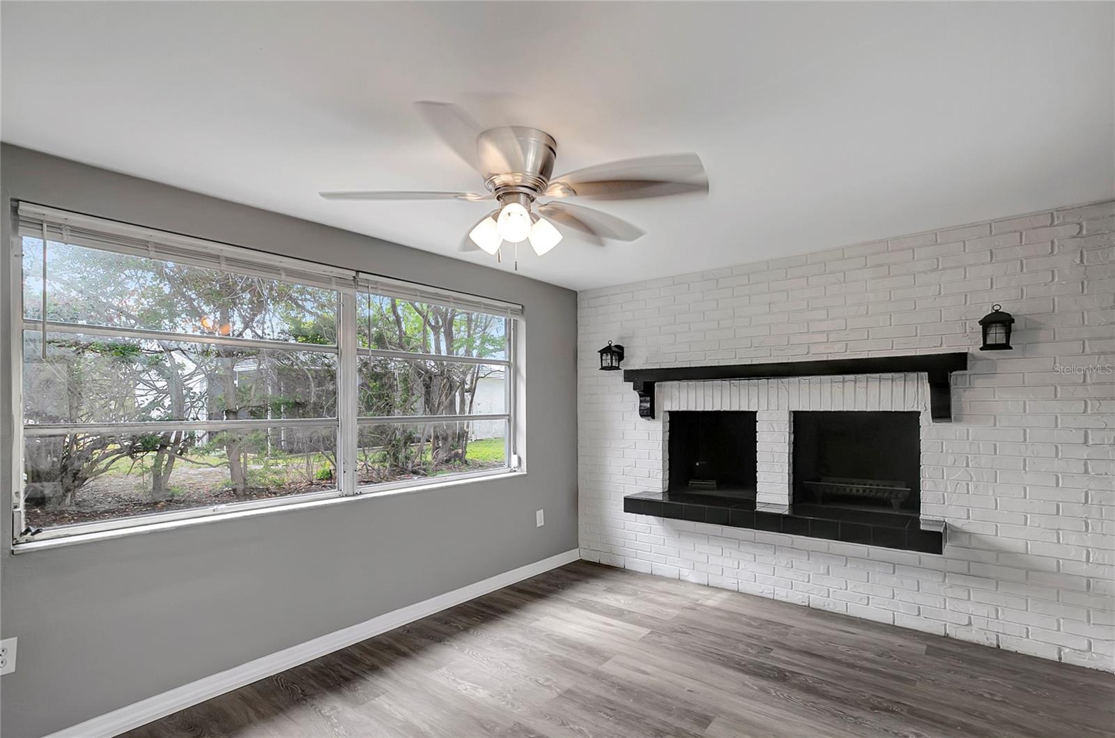 BEACON SQUARE - Residential