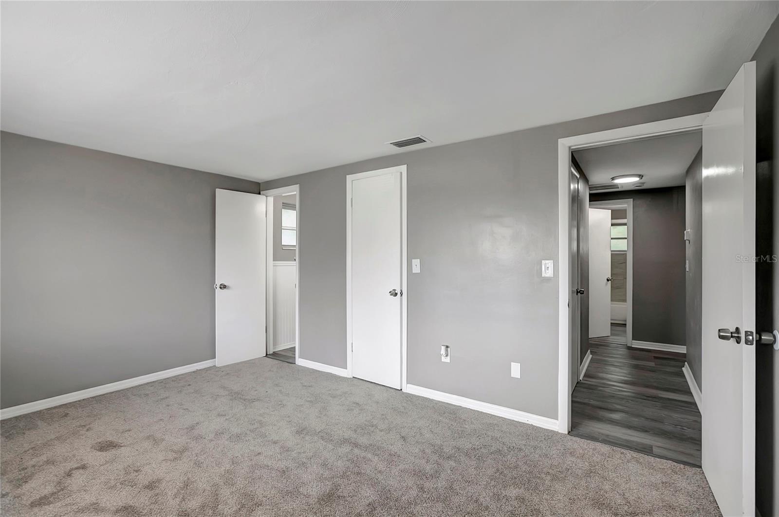 BEACON SQUARE - Residential