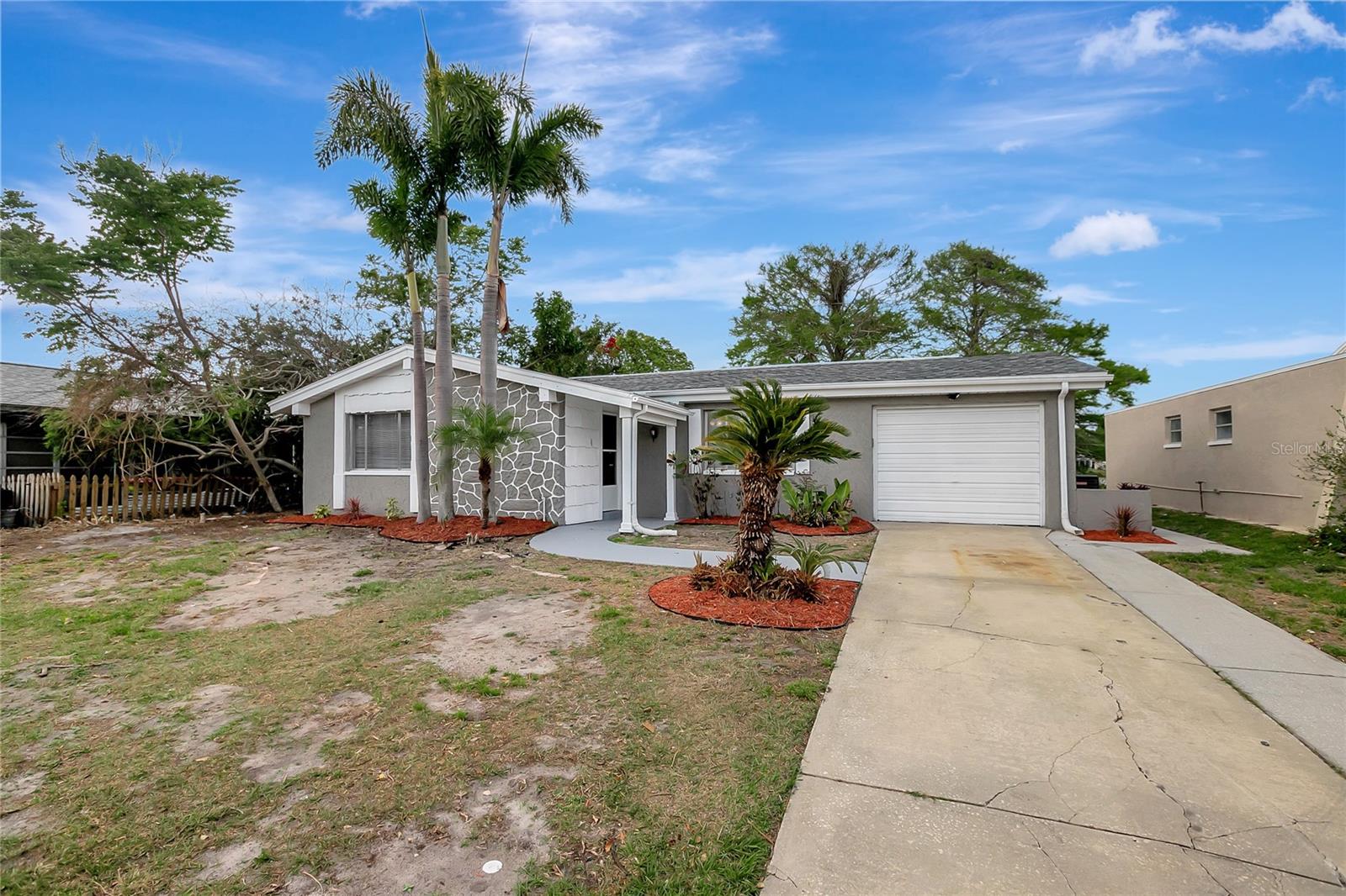 BEACON SQUARE - Residential