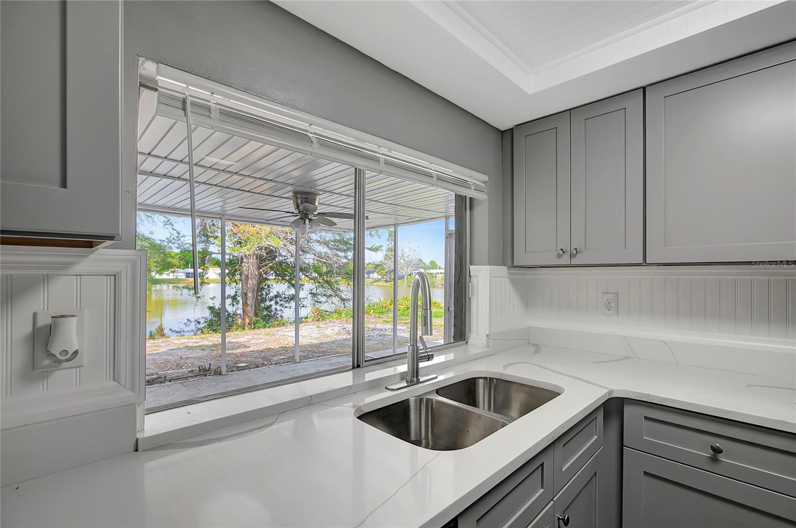 BEACON SQUARE - Residential