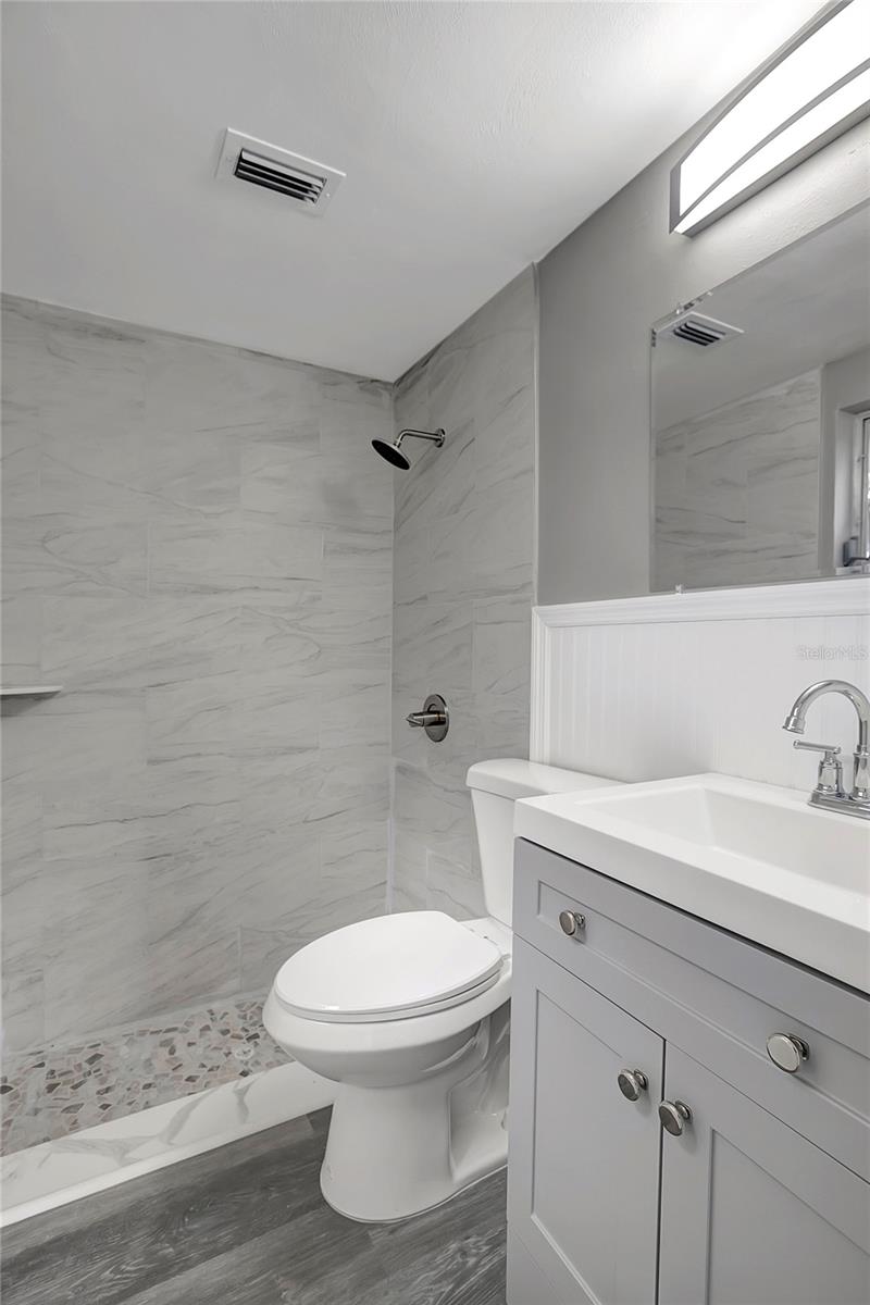 BEACON SQUARE - Residential