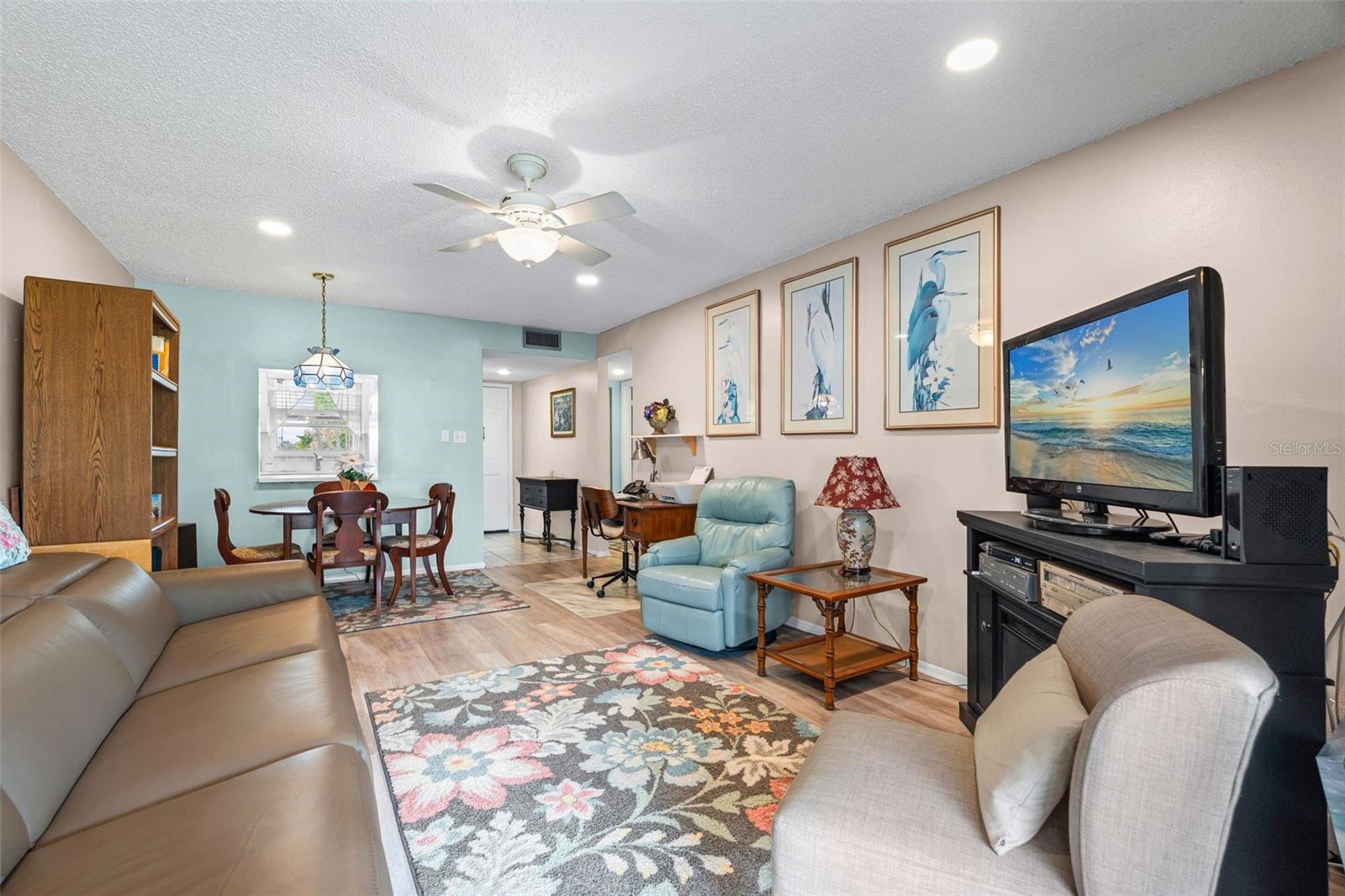 BURGUNDY UNIT ONE - Residential