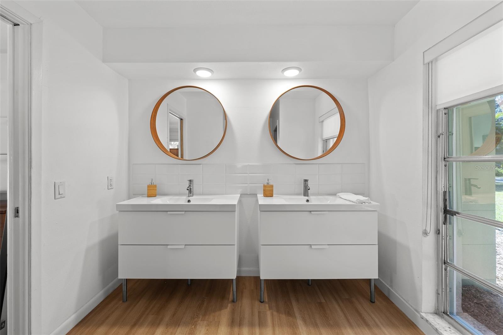 BELLEAIR - Residential