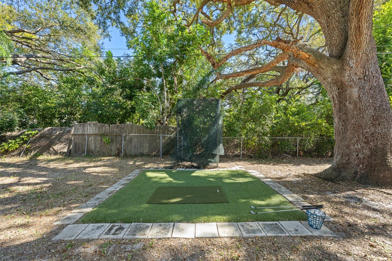 BELLEAIR - Residential