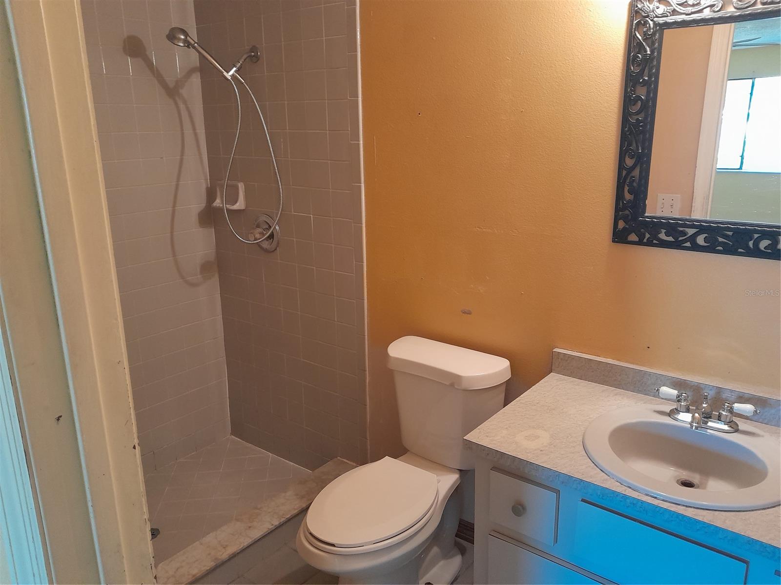 Florida Shores 01 - Residential