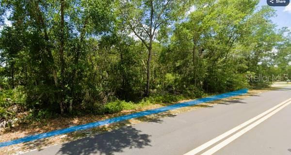 CHAIN O LAKES - Land