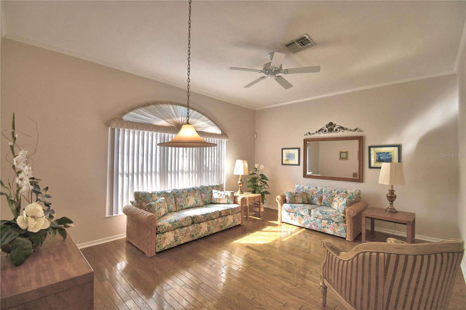 ARROWHEAD LAKES - Residential