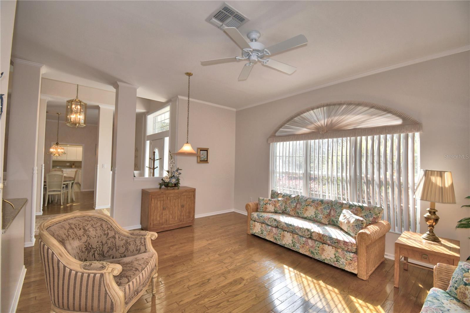 ARROWHEAD LAKES - Residential