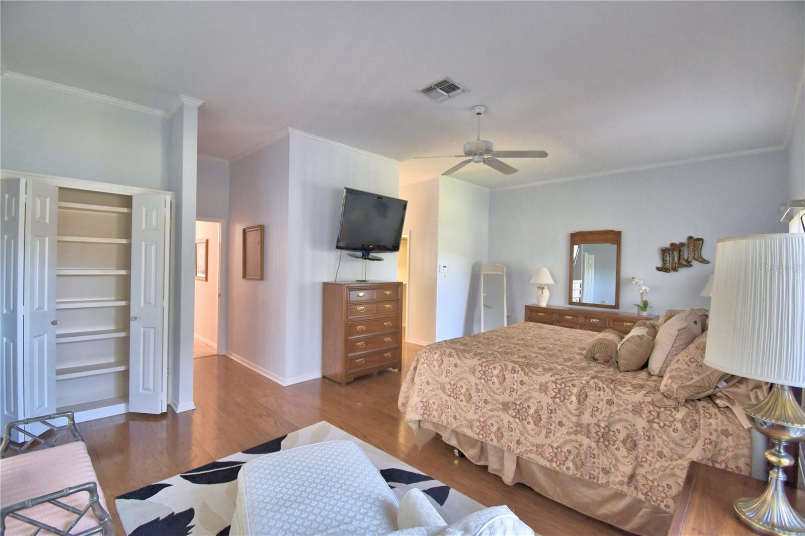 ARROWHEAD LAKES - Residential