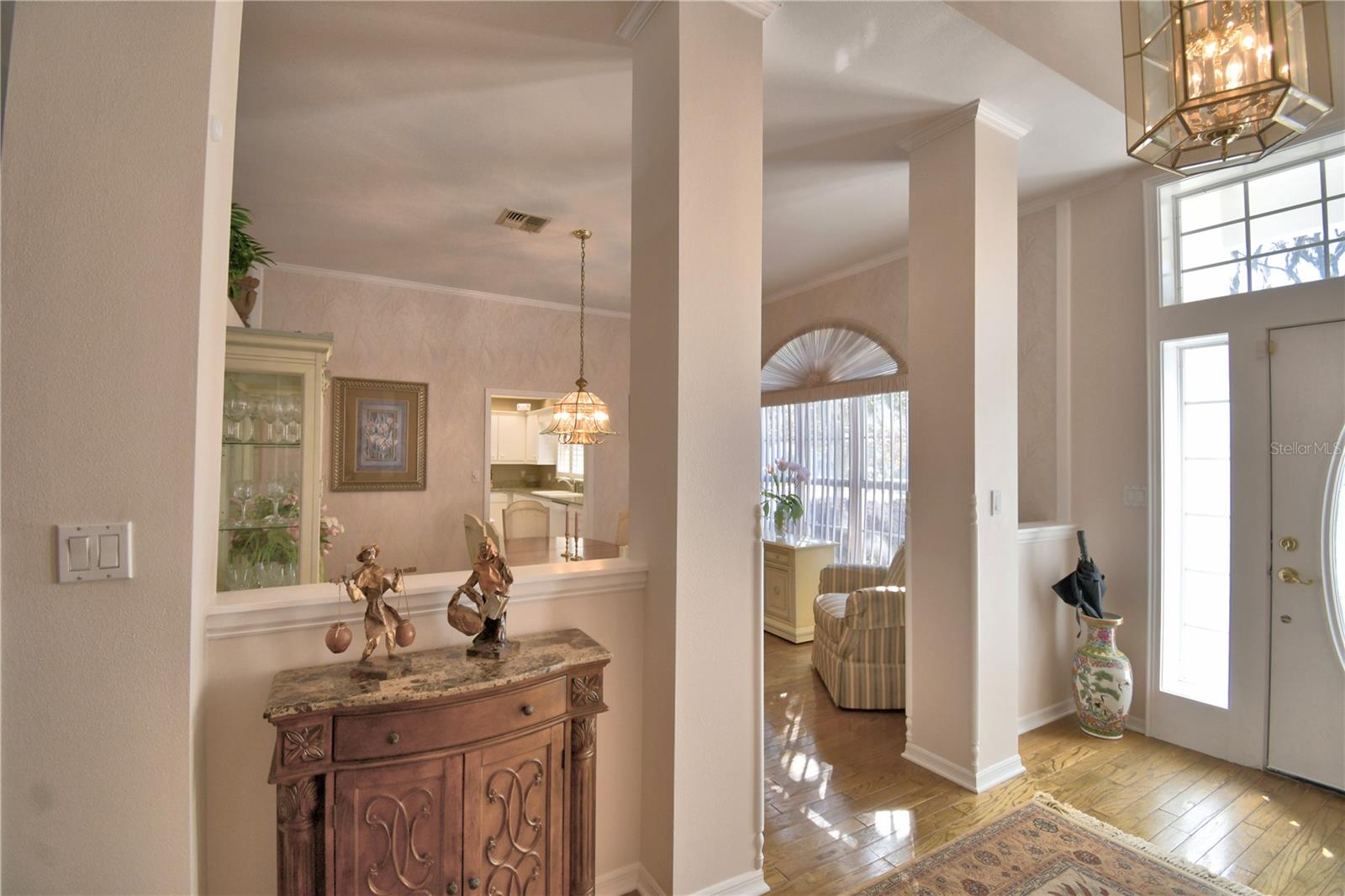 ARROWHEAD LAKES - Residential