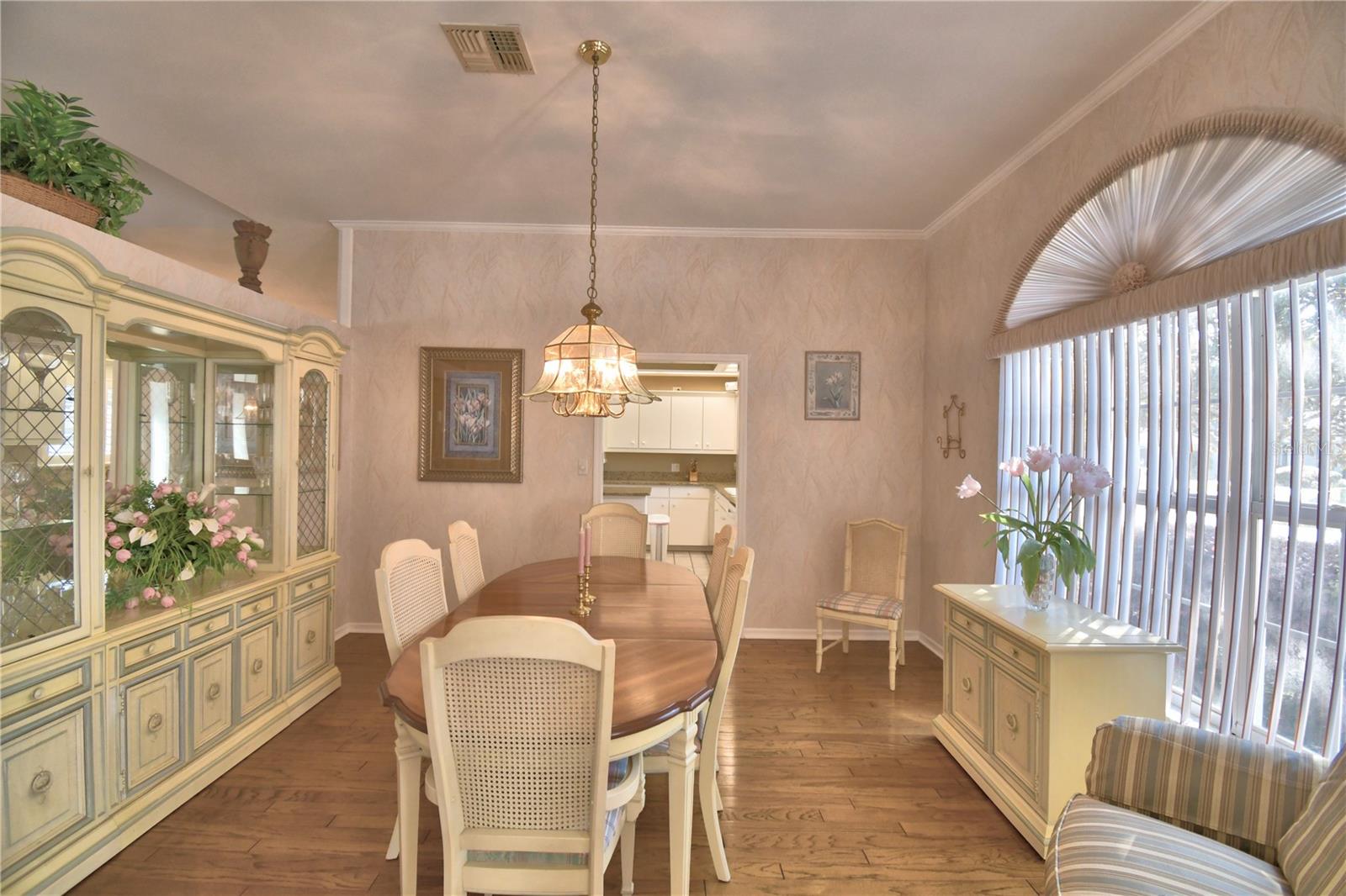 ARROWHEAD LAKES - Residential