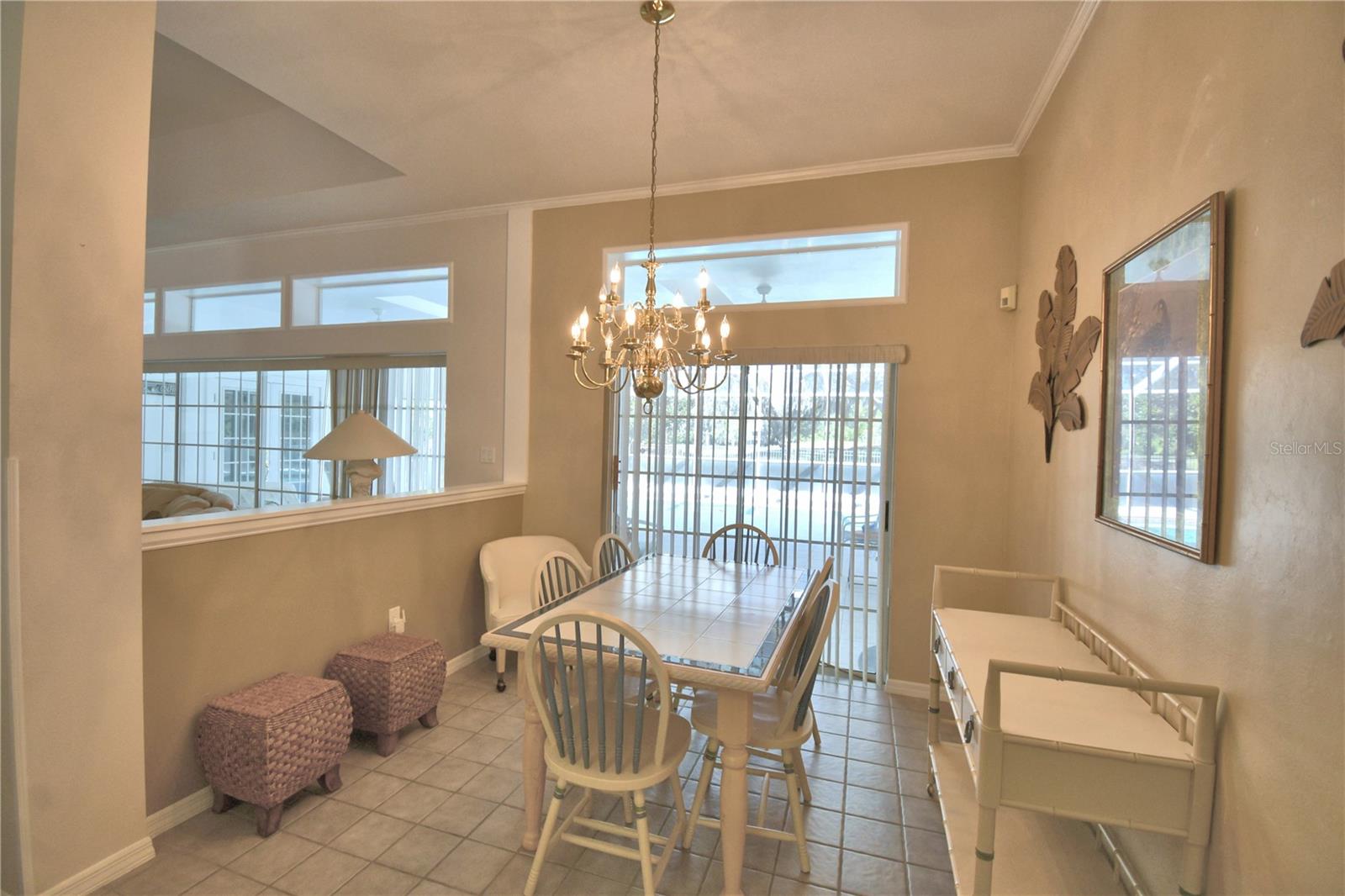 ARROWHEAD LAKES - Residential