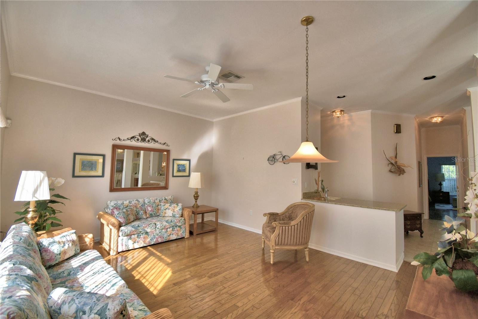 ARROWHEAD LAKES - Residential