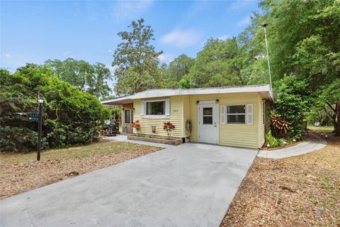 A home in LADY LAKE