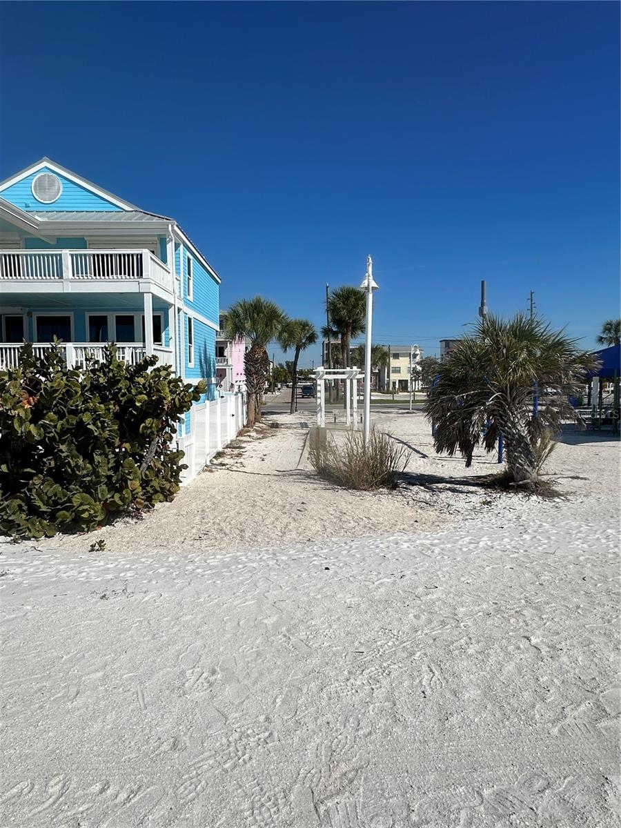 PENGUIN CABANA SUB - Residential