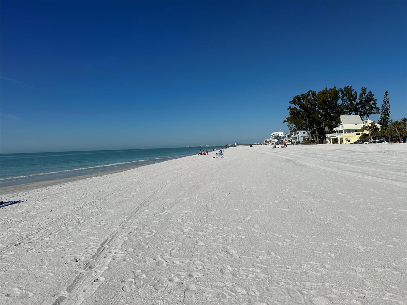 PENGUIN CABANA SUB - Residential