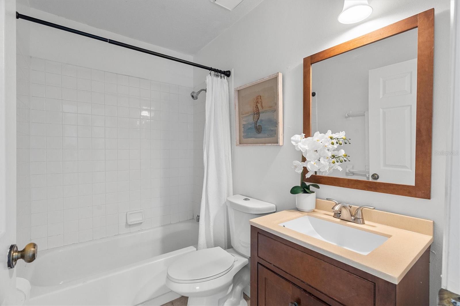 COLONY COVE - Residential