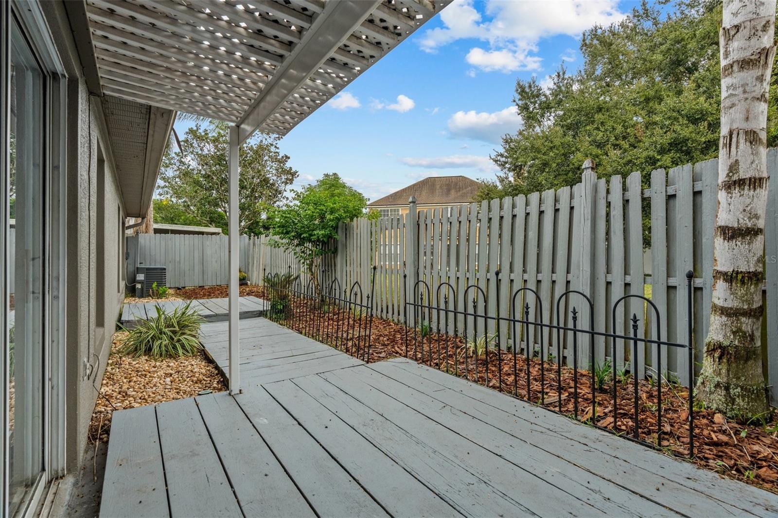 COLONY COVE - Residential