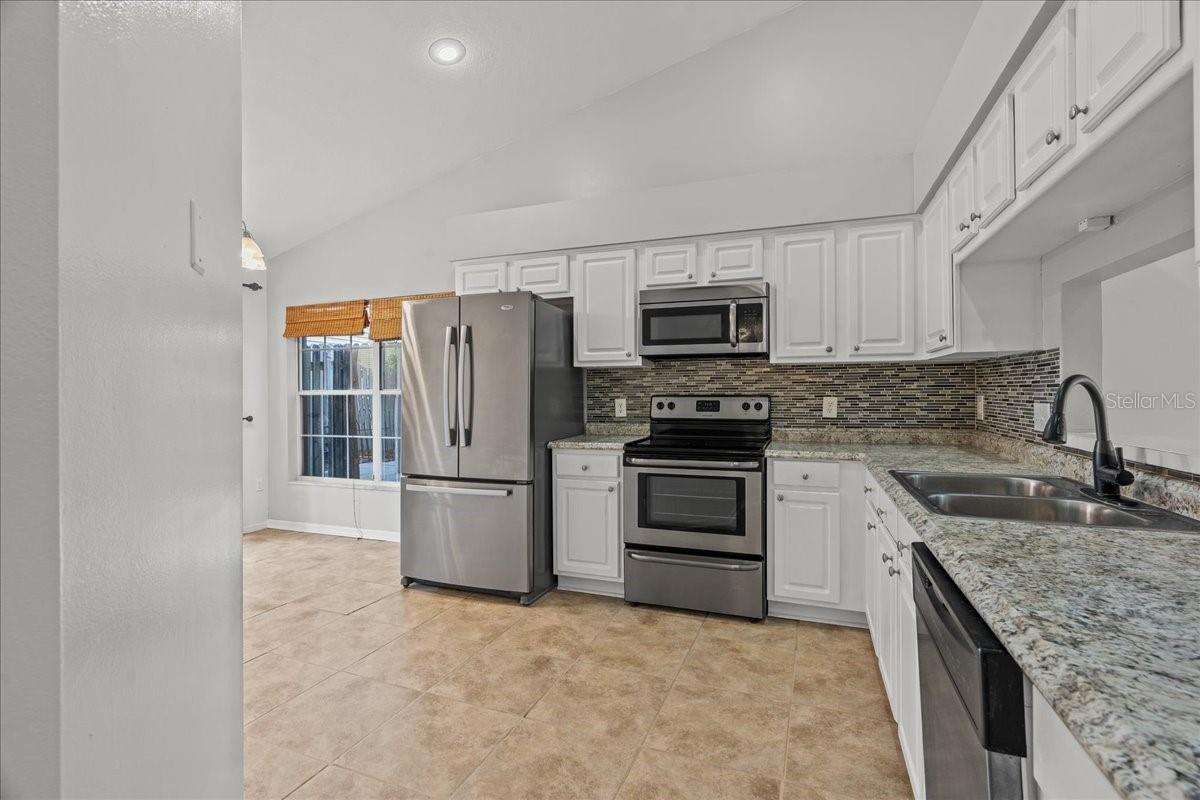 COLONY COVE - Residential