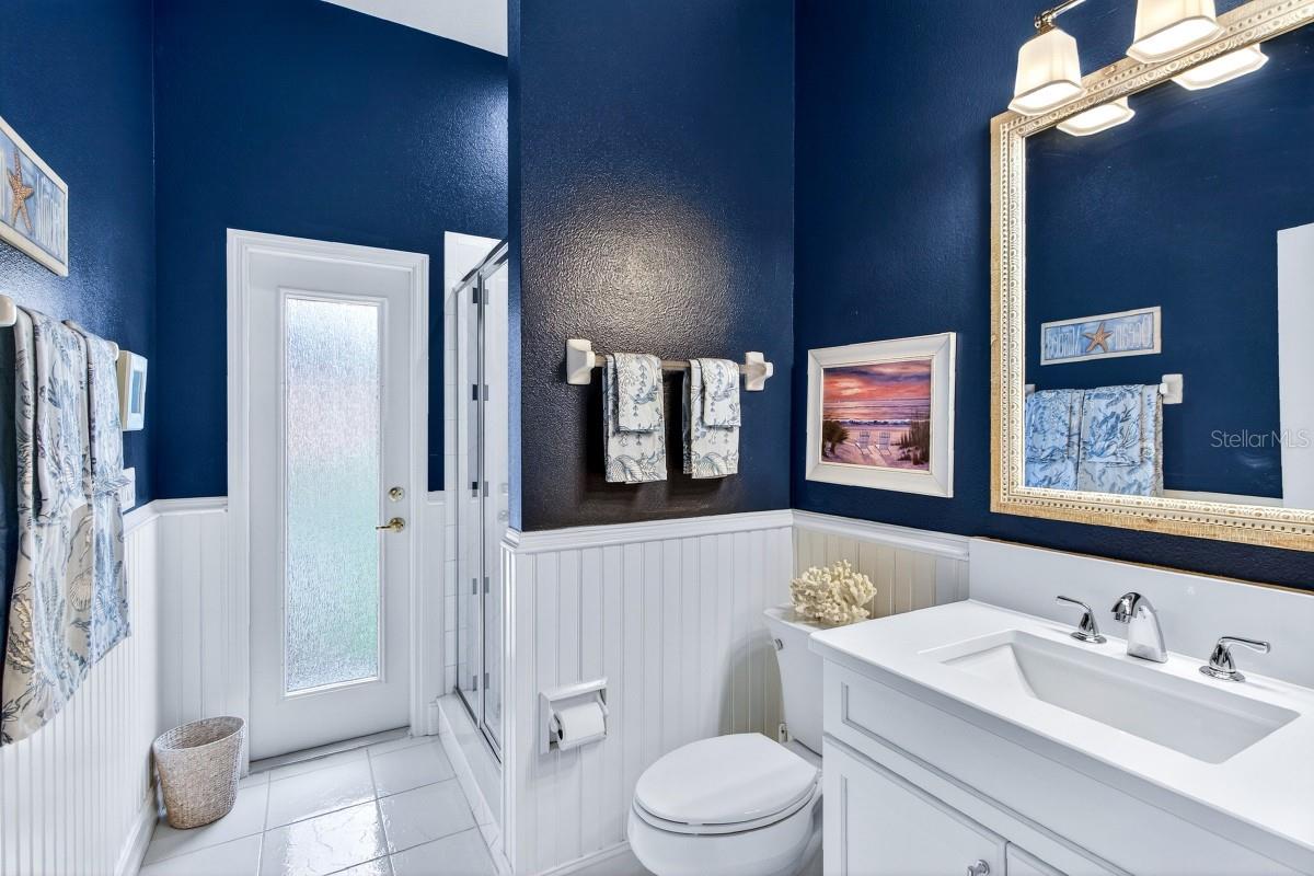 ESTATES AT ALOMA WOODS PH 2 - Residential