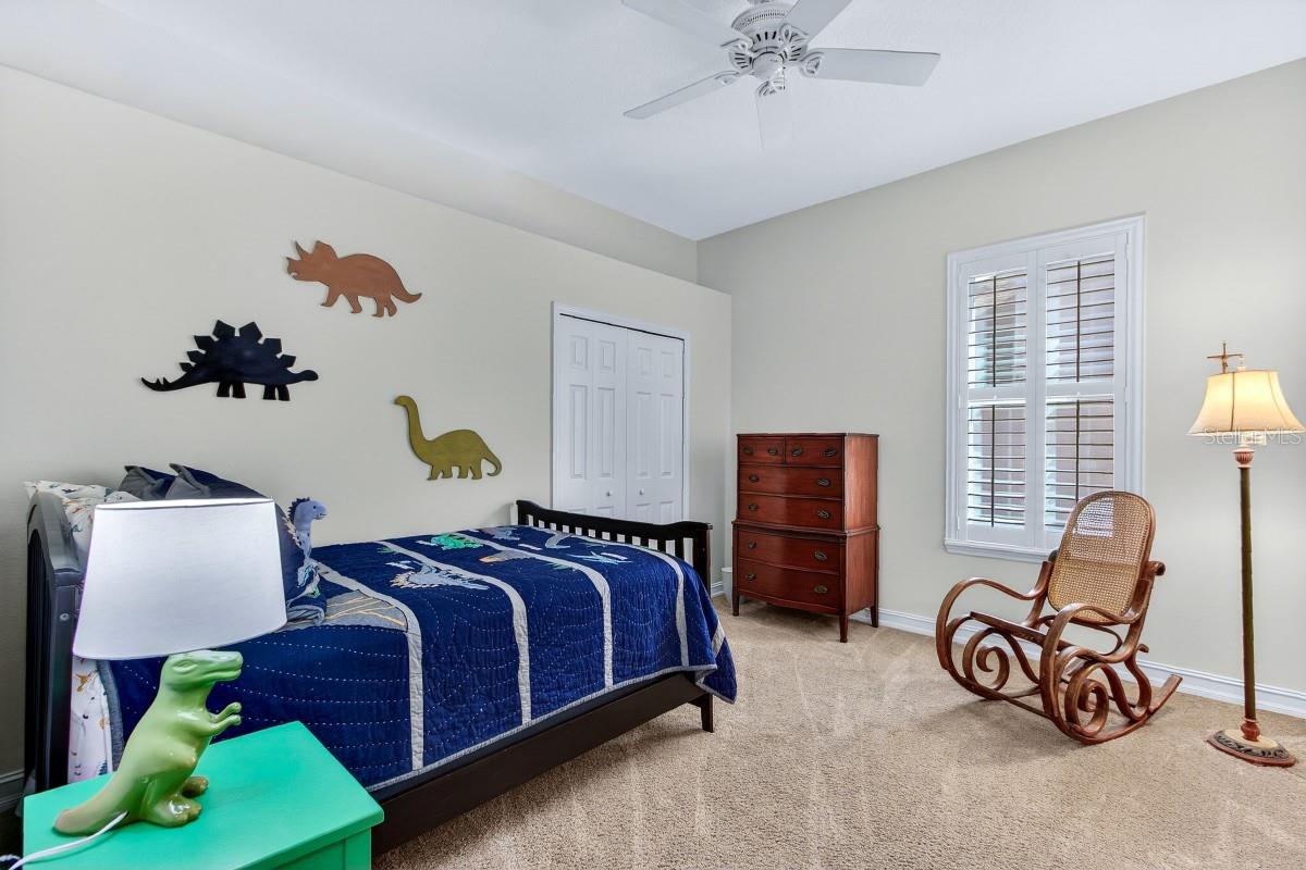 ESTATES AT ALOMA WOODS PH 2 - Residential