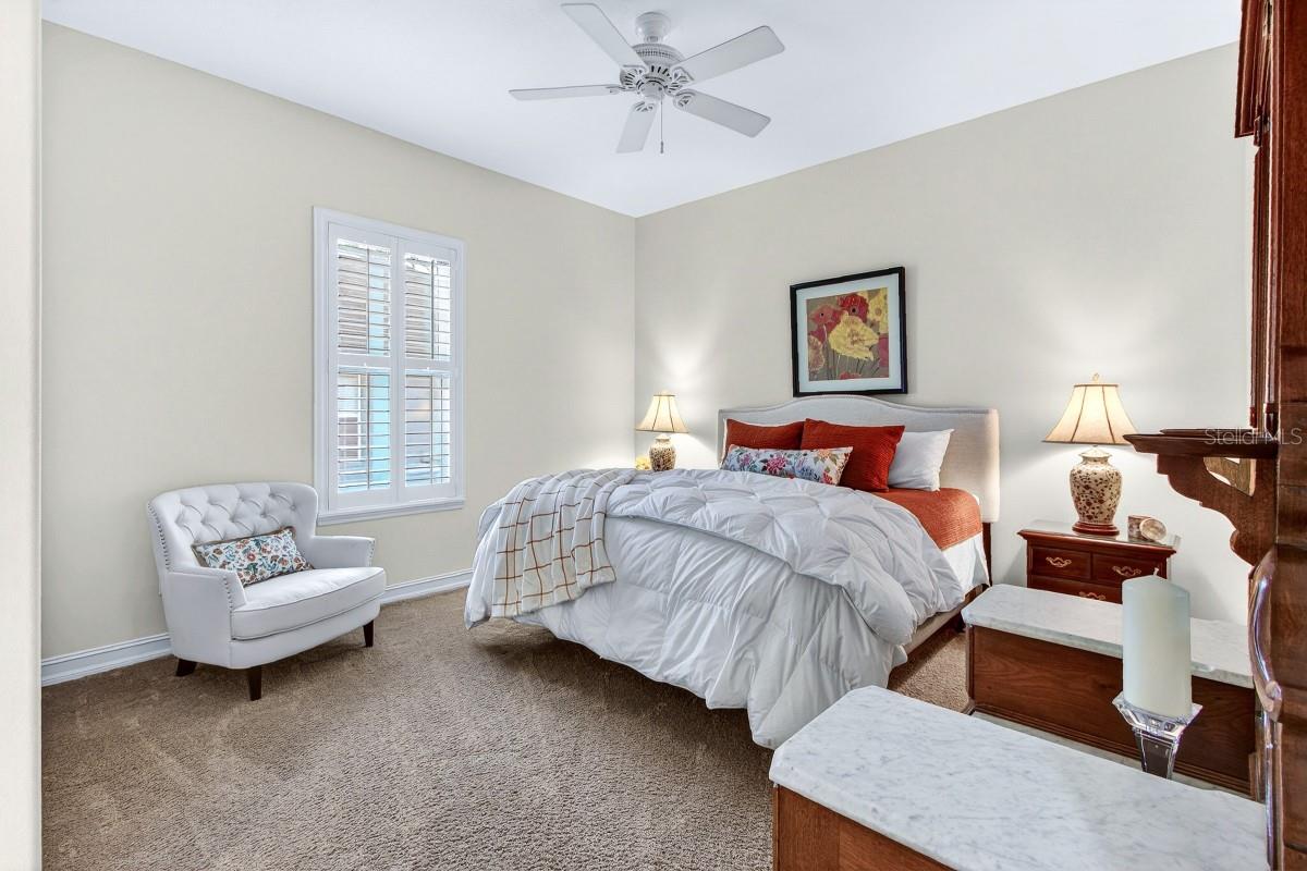 ESTATES AT ALOMA WOODS PH 2 - Residential