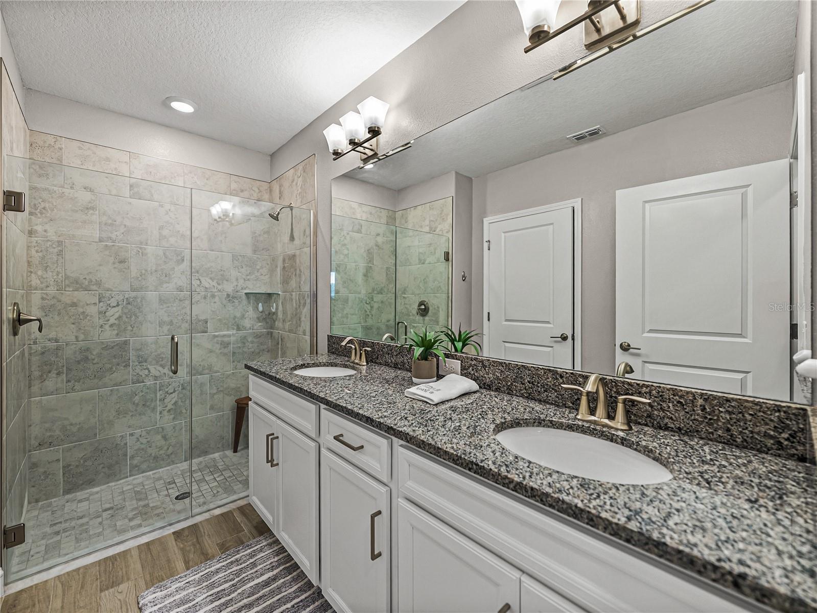 MEDLEY AT SOUTHSHORE BAY - Residential