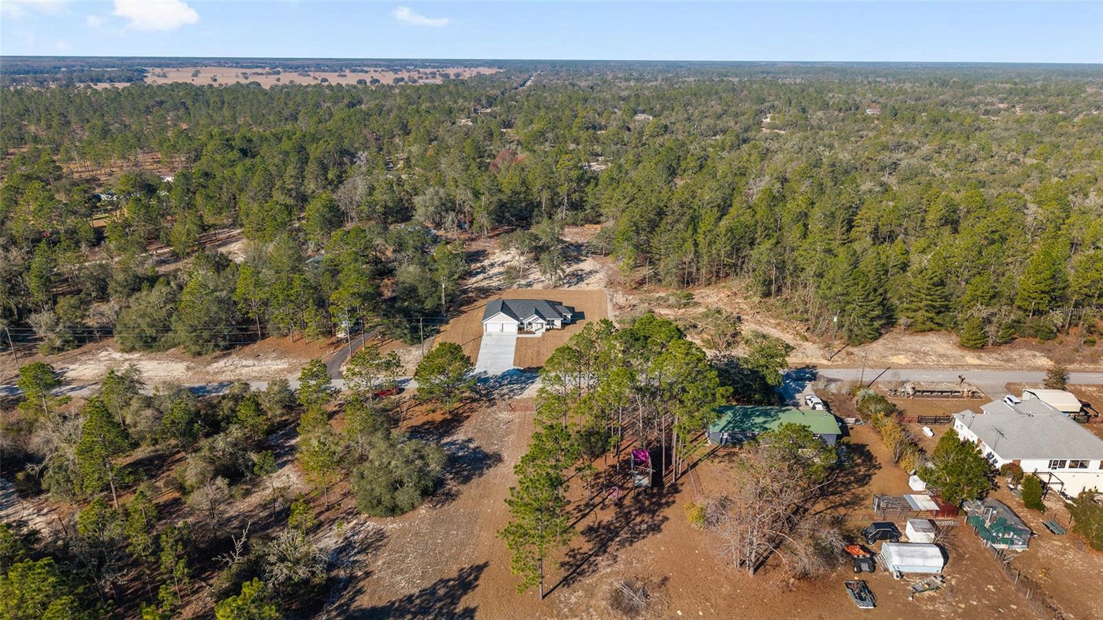 RAINBOW LAKES ESTATES - Residential