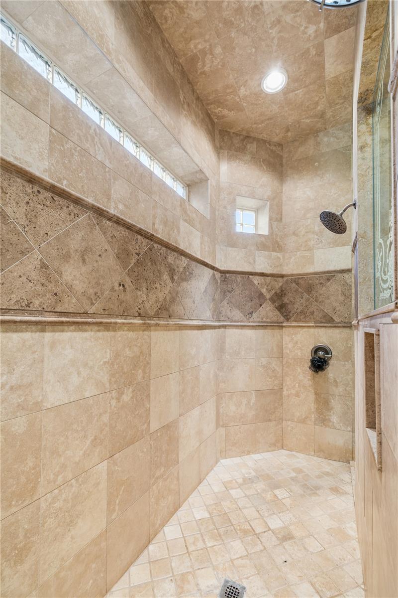 DEER BROOKE - Residential