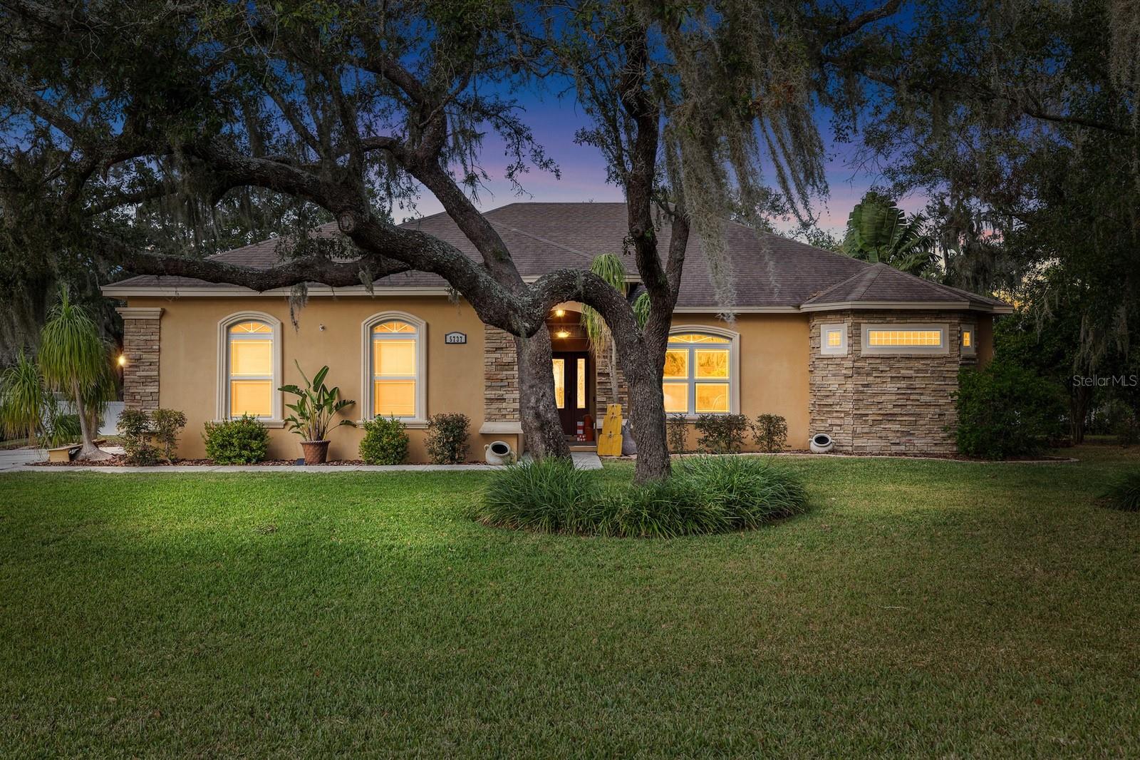 DEER BROOKE - Residential