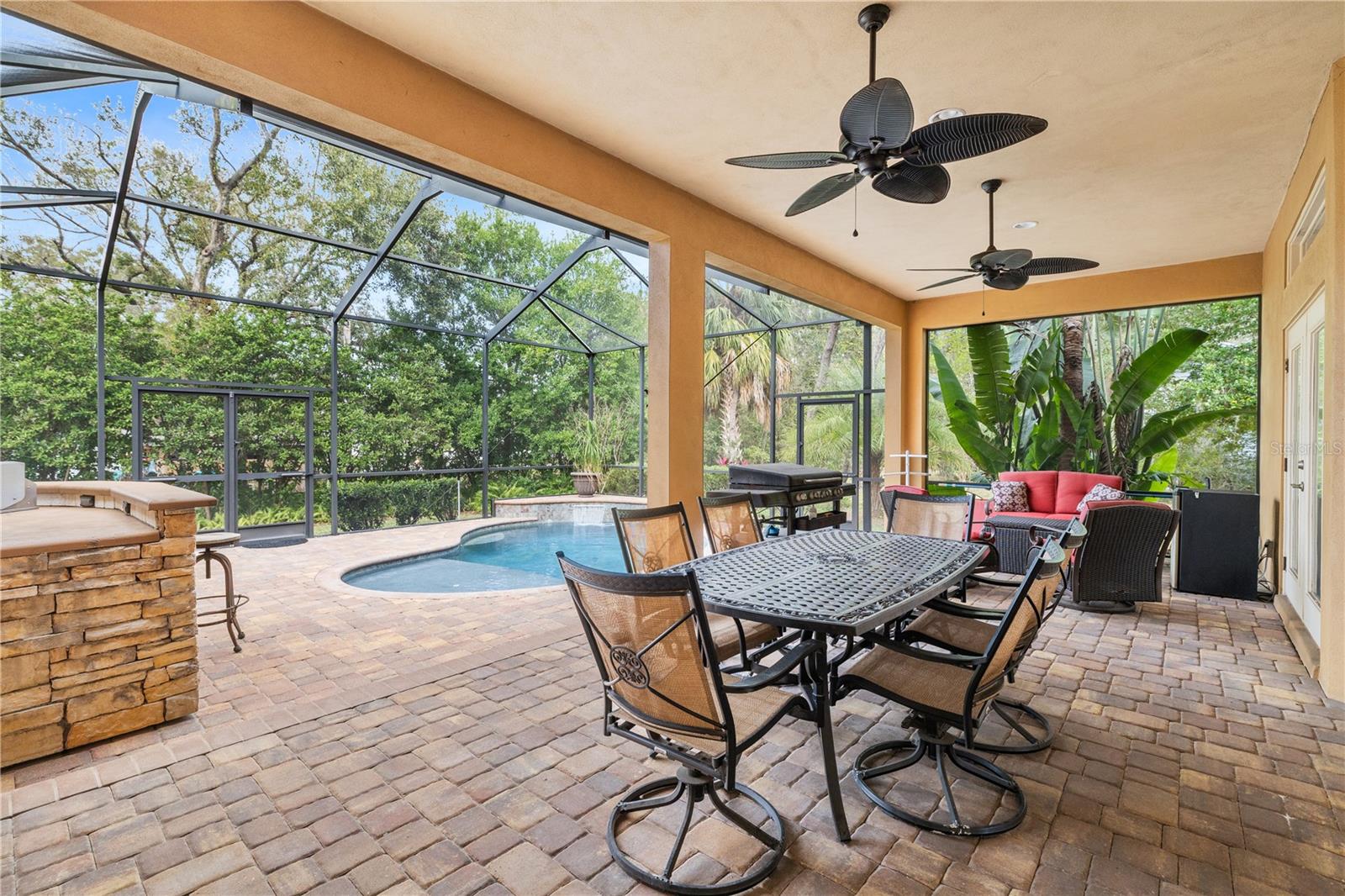 DEER BROOKE - Residential