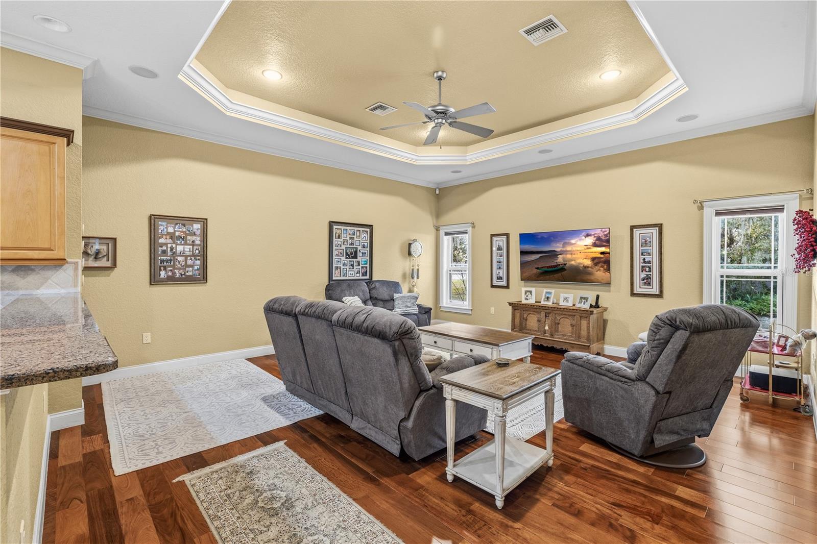 DEER BROOKE - Residential