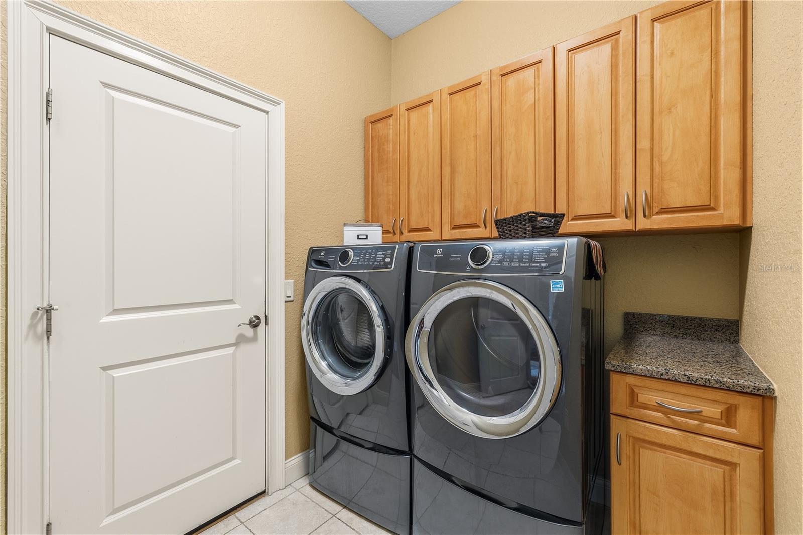 DEER BROOKE - Residential