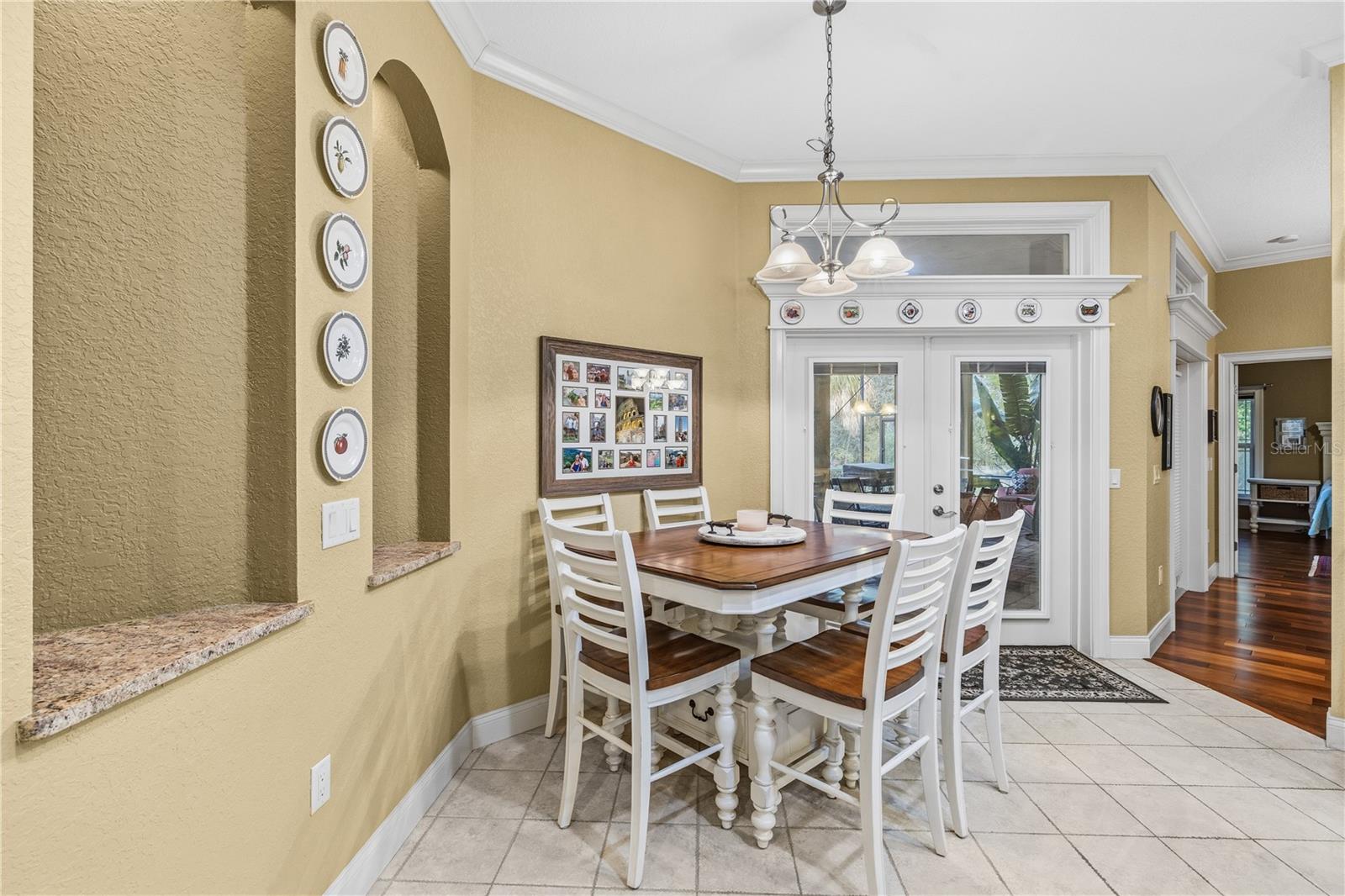 DEER BROOKE - Residential