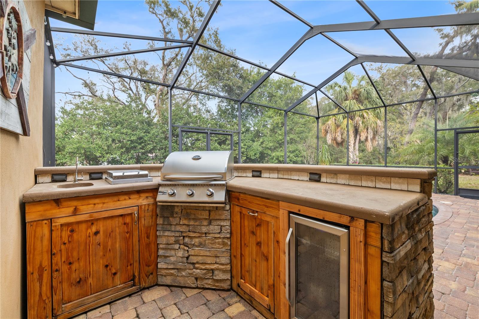 DEER BROOKE - Residential