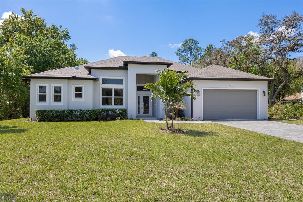 Photo of 4531 Yorkshire Lane, Kissimmee, FL 34758 (MLS # O6420313)