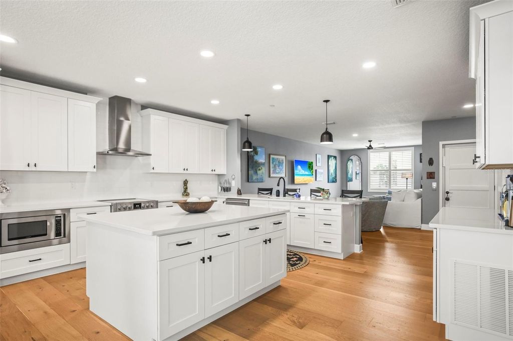 Photo of 1340 Bayshore Boulevard #502, Dunedin, FL 34698 (MLS # TB8487905)