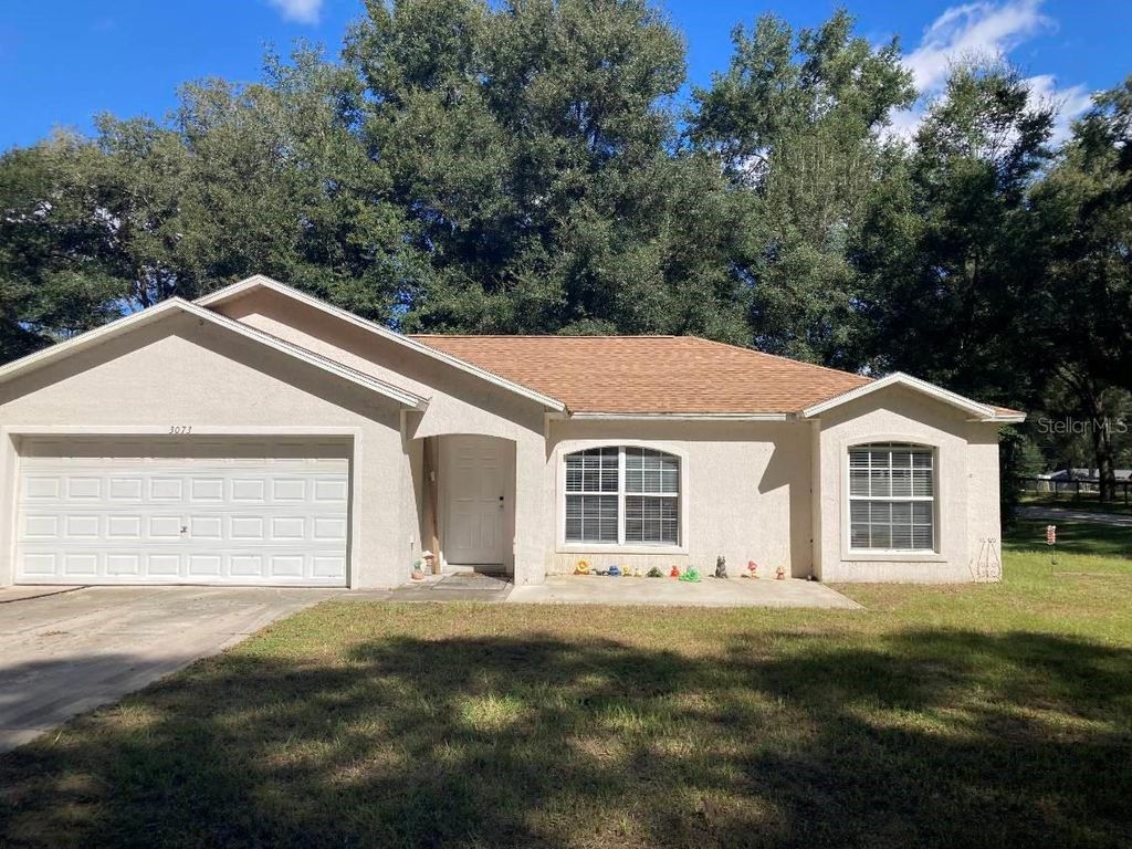 Photo of 3073 SE 142nd Lane, Summerfield, FL 34491 (MLS # TB8422227)