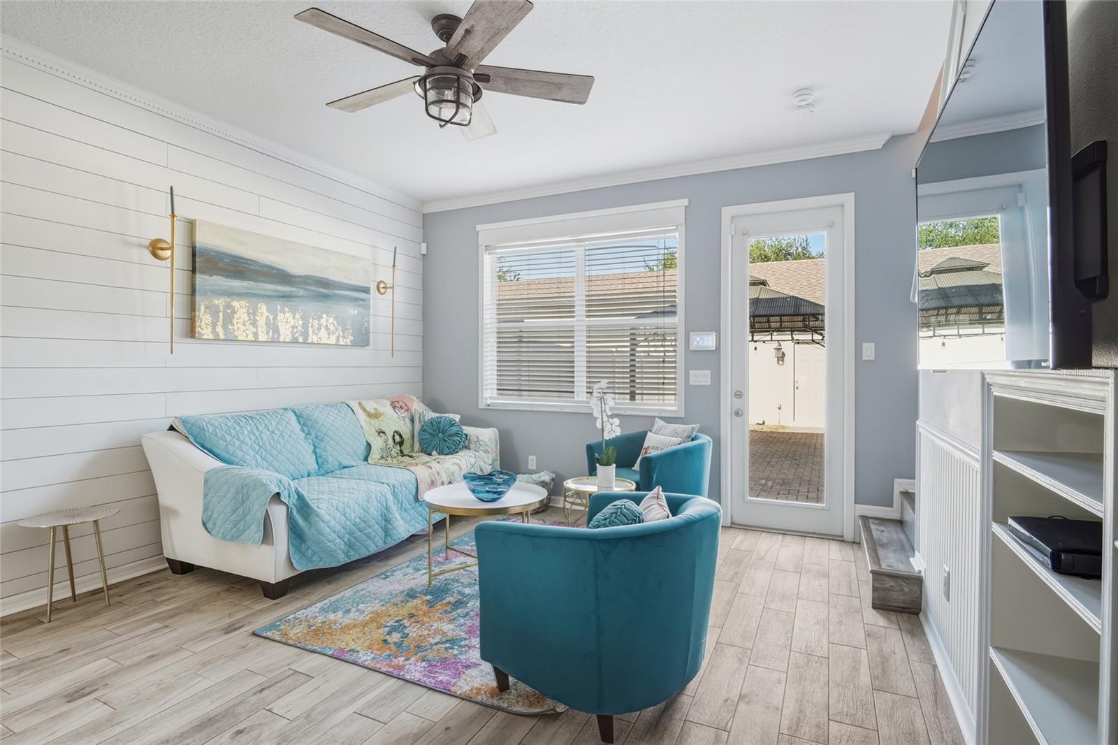 INDEPENDENCE - Residential